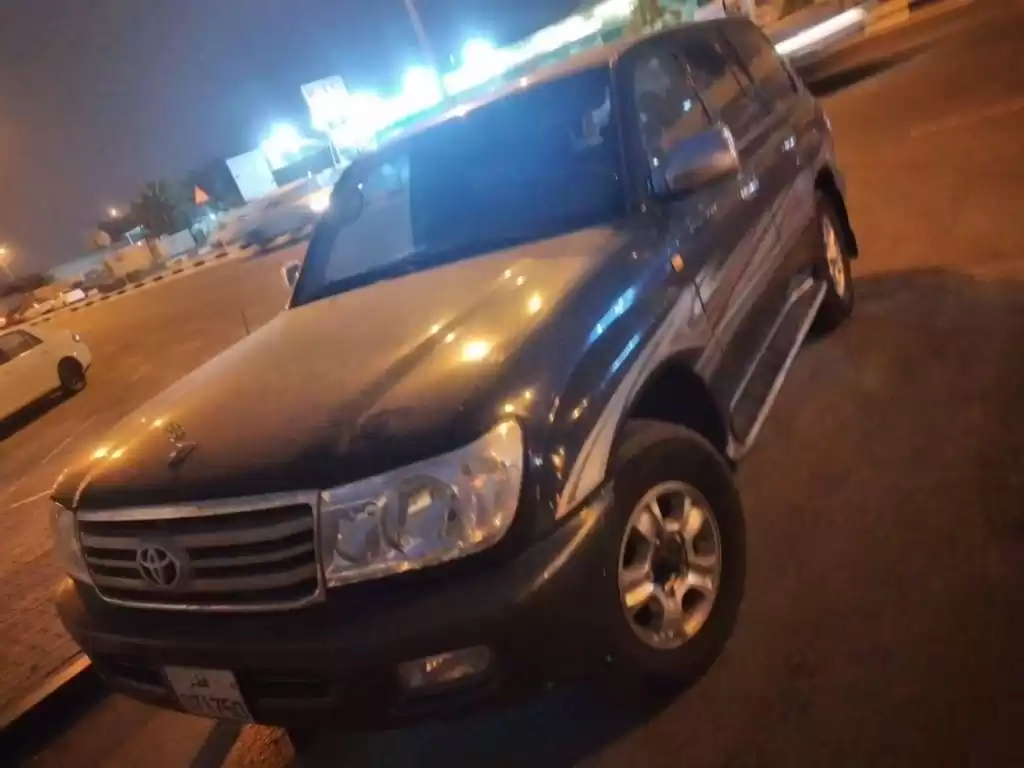 استفاده شده Toyota Land Cruiser برای فروش که در دوحه #12156 - 1  image 